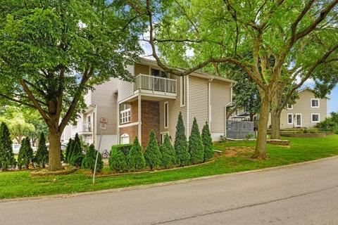 627 Harbor Ter, Bartlett, IL 60103 photo 3