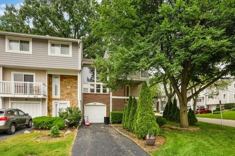 627 Harbor Ter, Bartlett, IL 60103 photo 1