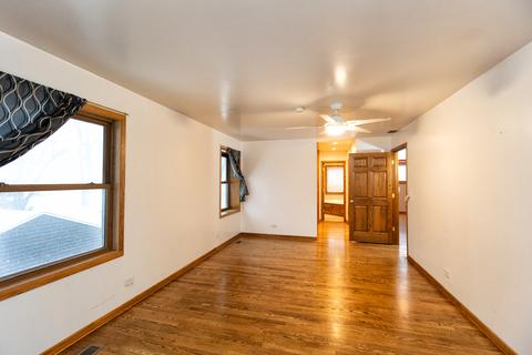 2405 Wilke Rd, Rolling Meadows, IL 60008 photo 21