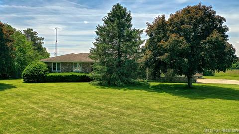 14900 Sears Rd, Plano, IL 60545 photo 2