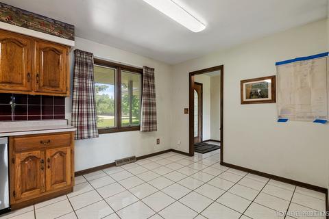 14900 Sears Rd, Plano, IL 60545 photo 9