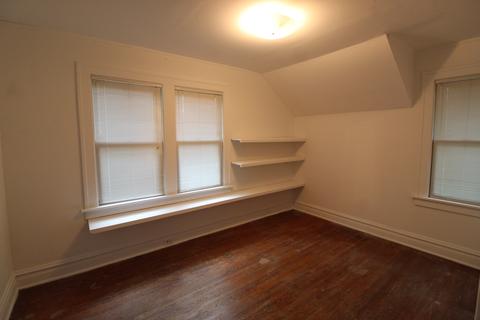509 W Water St, Kankakee, IL 60901 photo 17