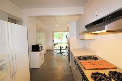 509 W Water St, Kankakee, IL 60901 photo 8