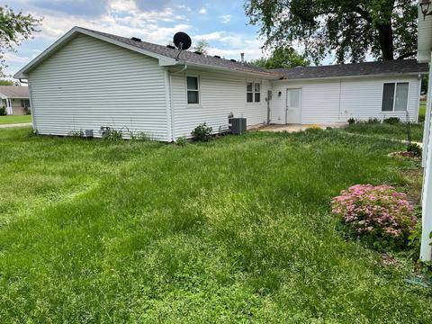 804 E Washington St, Le Roy, IL 61752 photo 32