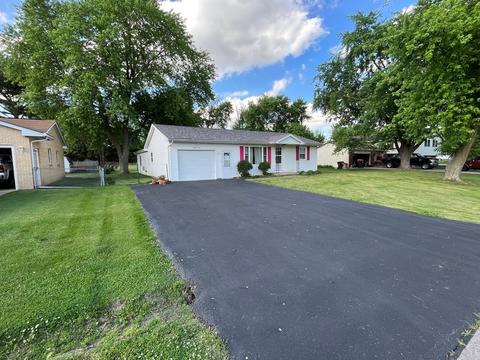 804 E Washington St, Le Roy, IL 61752 photo 14