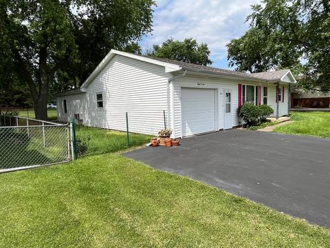 804 E Washington St, Le Roy, IL 61752 photo 15
