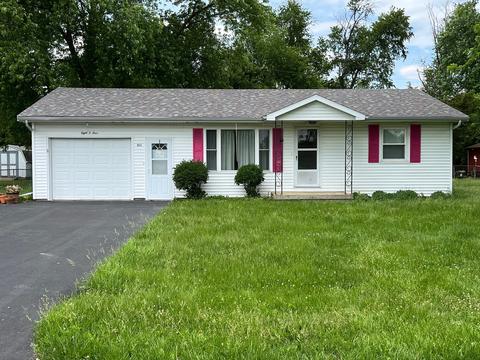 804 E Washington St, Le Roy, IL 61752 photo 3