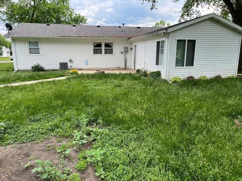 804 E Washington St, Le Roy, IL 61752 photo 35