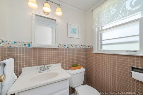 2026 N Summit St, Wheaton, IL 60187 photo 7