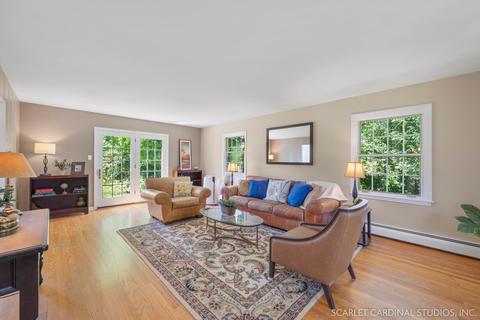 2026 N Summit St, Wheaton, IL 60187 photo 3