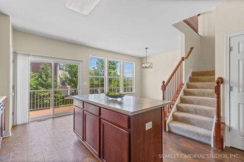 282 Comstock Dr, Elgin, IL 60124 photo 10
