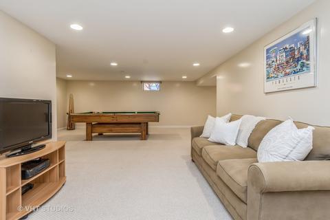 507 Byron Ct, Wheaton, IL 60187 photo 9