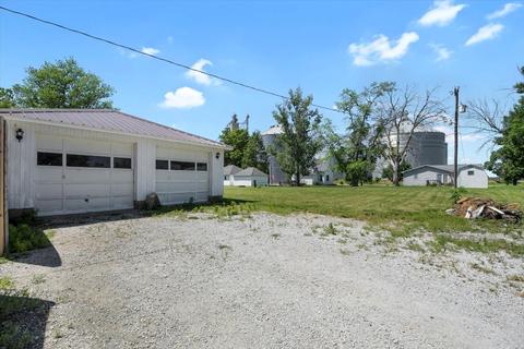 204 E Main St, Royal, IL 61871 photo 15