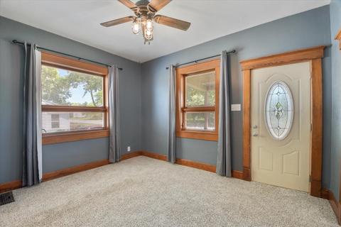 204 E Main St, Royal, IL 61871 photo 4