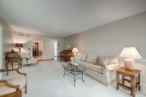 1204 E Gartner Rd, Naperville, IL 60540 photo 7