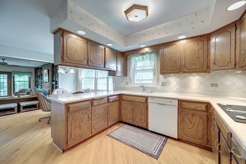 1204 E Gartner Rd, Naperville, IL 60540 photo 21
