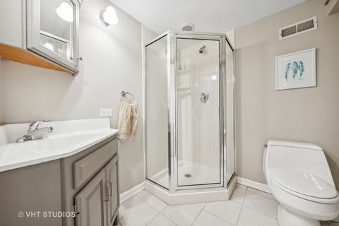 515 Hevern Dr, Wheaton, IL 60189 photo 18