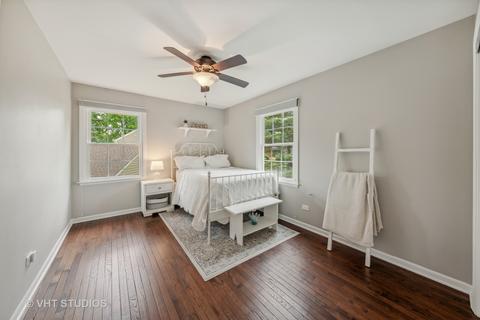 515 Hevern Dr, Wheaton, IL 60189 photo 11