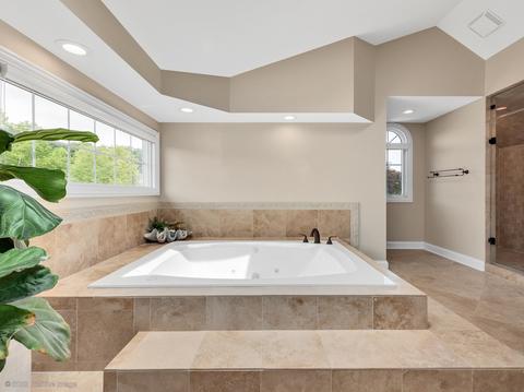 310 Devon Dr, Burr Ridge, IL 60527 photo 24
