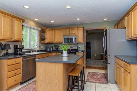 3291 Blue Bird St, Normal, IL 61761 photo 4