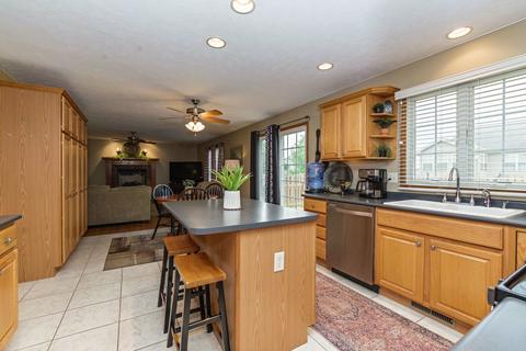 3291 Blue Bird St, Normal, IL 61761 photo 6