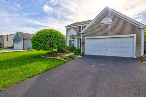 1130 Dawson Ln, Algonquin, IL 60102 photo 2