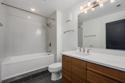 360 W Illinois St #307, Chicago, IL 60654 photo 25