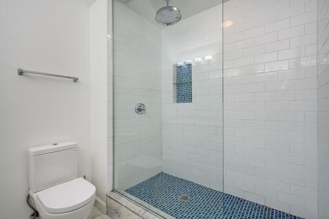 360 W Illinois St #307, Chicago, IL 60654 photo 21