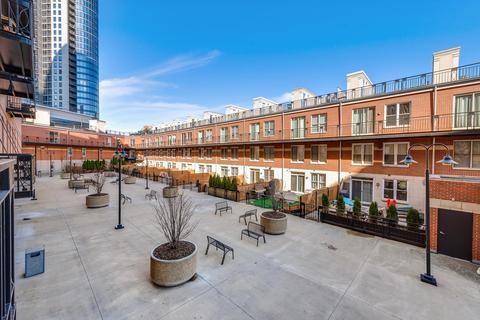 360 W Illinois St #307, Chicago, IL 60654 photo 27