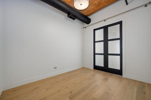 360 W Illinois St #307, Chicago, IL 60654 photo 24