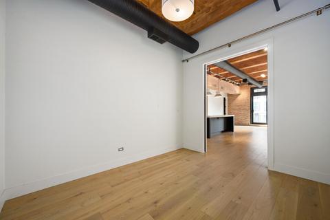360 W Illinois St #307, Chicago, IL 60654 photo 23