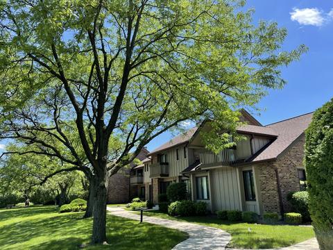 Undisclosed, Willowbrook, IL 60527 photo 2