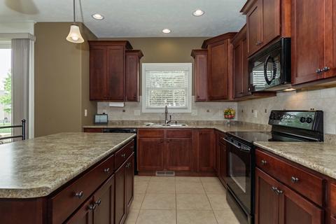 2703 Piney Run, Bloomington, IL 61705 photo 10