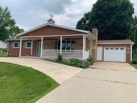 502 Fairway Dr, Morrison, IL 61270 photo 1