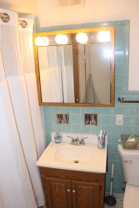 Undisclosed, Addison, IL 60101 photo 13