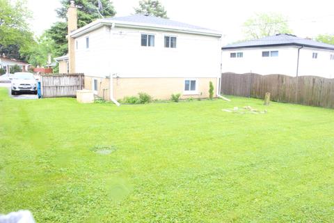 Undisclosed, Addison, IL 60101 photo 27