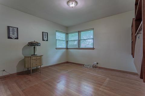 422 S Cherry St, Itasca, IL 60143 photo 8