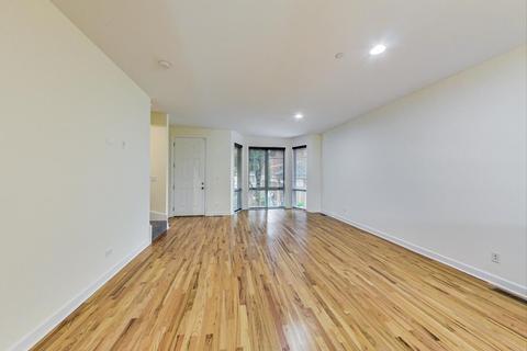 53 Northfield Ter, Wheeling, IL 60090 photo 6