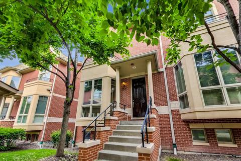 53 Northfield Ter, Wheeling, IL 60090 photo 2