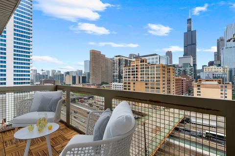 770 W Gladys Ave #803, Chicago, IL 60661 photo 12