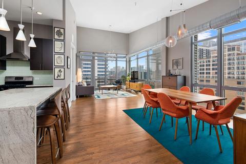 770 W Gladys Ave #803, Chicago, IL 60661 photo 6