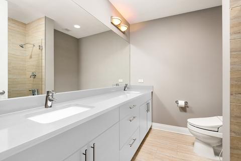 770 W Gladys Ave #803, Chicago, IL 60661 photo 10