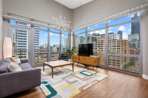 770 W Gladys Ave #803, Chicago, IL 60661 photo 2