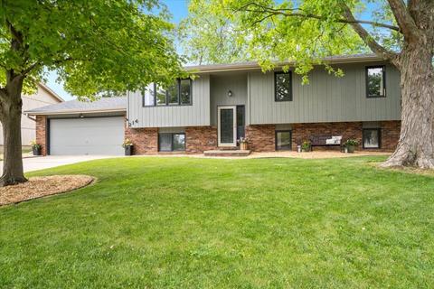 214 Saratoga Rd, Normal, IL 61761 photo 1