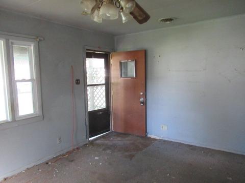 1104 Sunset Dr, Rantoul, IL 61866 photo 3