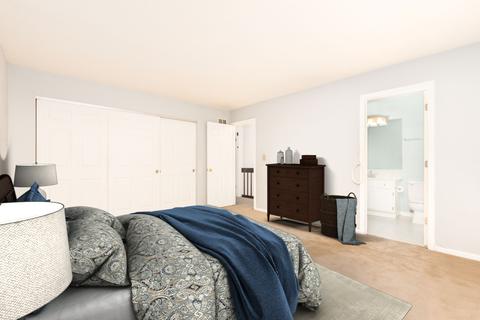 638 Dover Dr, Elgin, IL 60120 photo 7