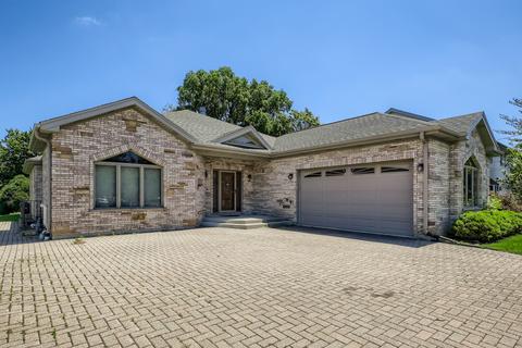 2133 S Wolf Rd, Des Plaines, IL 60018 photo 1
