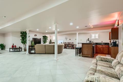 2133 S Wolf Rd, Des Plaines, IL 60018 photo 22