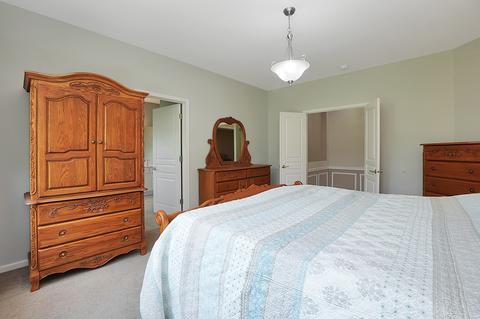 4075 Whitehall Ln, Algonquin, IL 60102 photo 13
