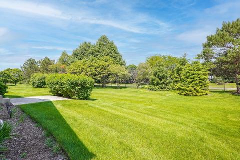 4075 Whitehall Ln, Algonquin, IL 60102 photo 24